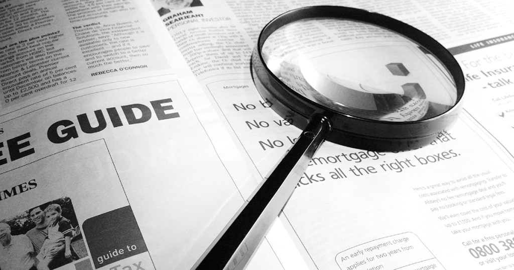 Quando l’analisi della notizia non si limita ai fatti emersi, cioè a quelli visibili e chiari, ma scava in profondità nelle radici della notizia, allora si può parlare di giornalismo investigativo.